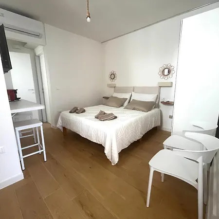 Apartamento Monolocale Nel Cuore Di Abbonamento Parcheggio Gratis *
