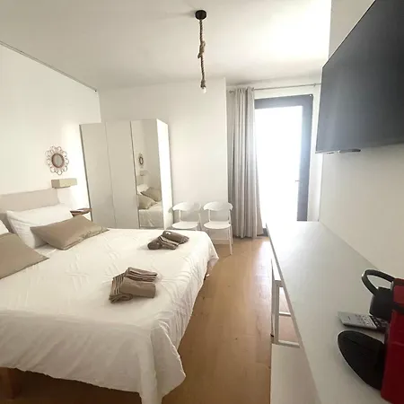 Monolocale Nel Cuore Di Abbonamento Parcheggio Gratis Apartamento *