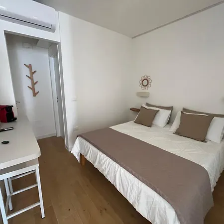 Monolocale Nel Cuore Di Abbonamento Parcheggio Gratis Apartamento *