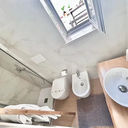 Monolocale Nel Cuore Di Abbonamento Parcheggio Gratis Apartamento *